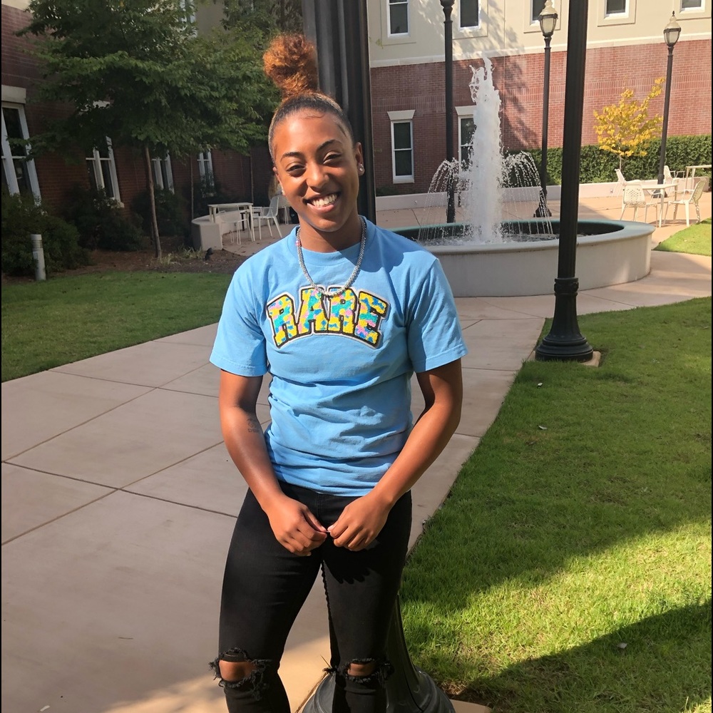 Meet your Posher, Christen